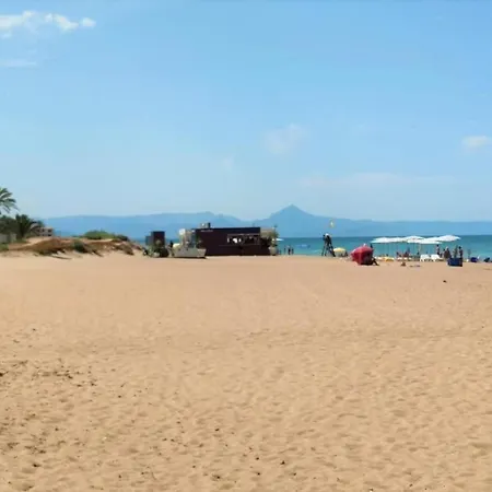 La Marina De *